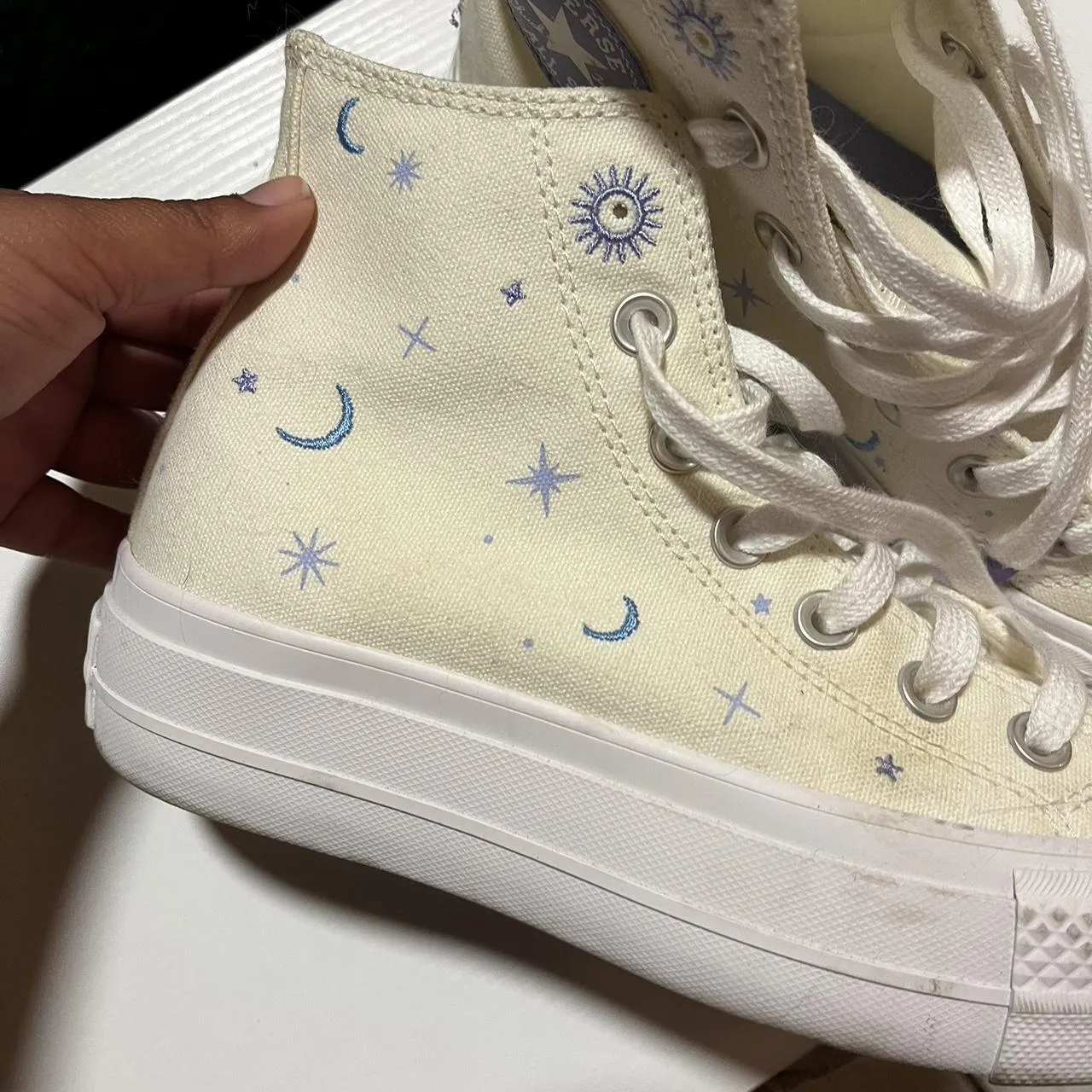 Converse Women's White and Blue Trainers