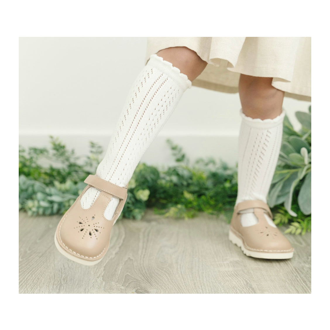 Crochet Knee High Socks (White)