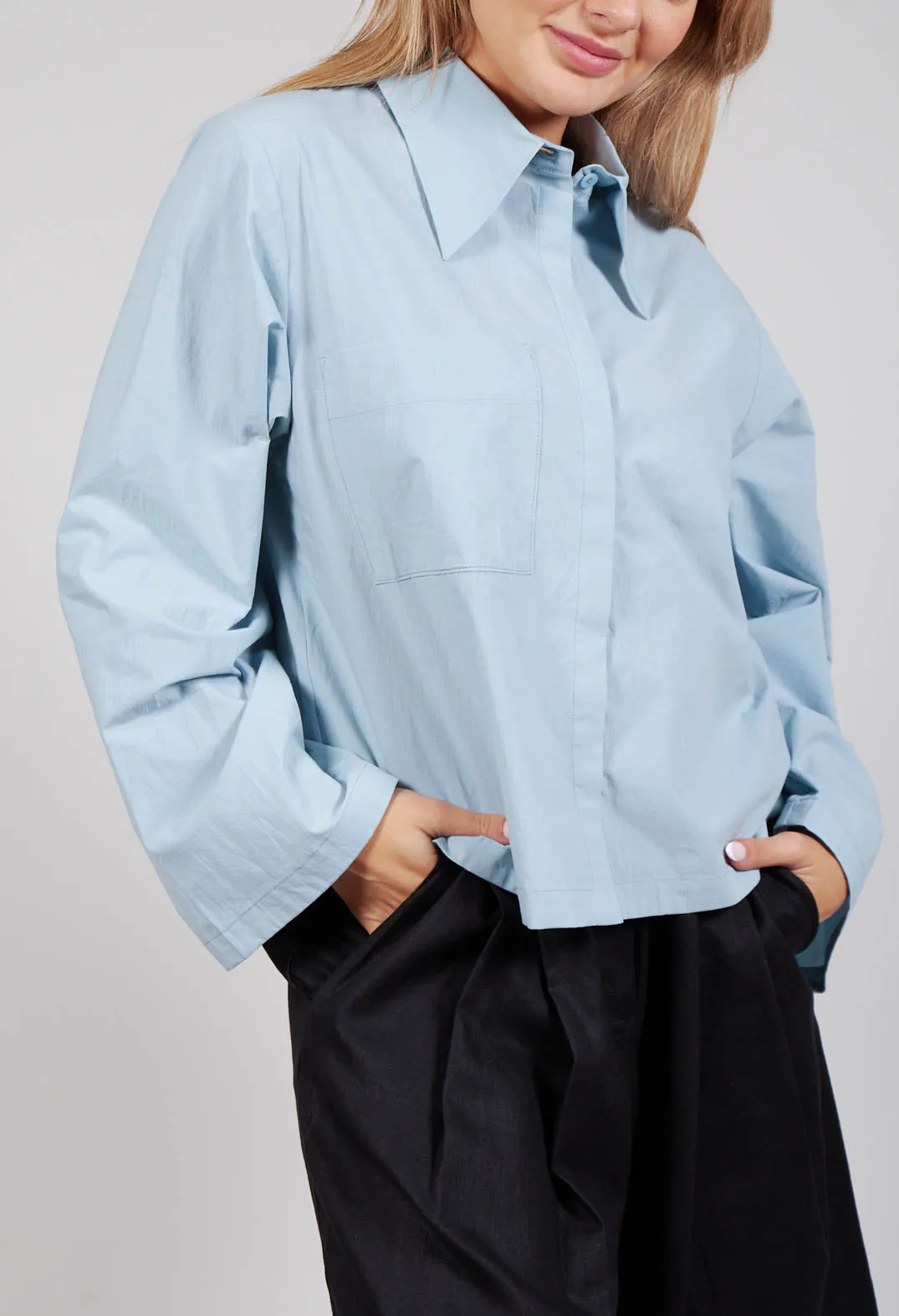 Cropped Patch Pocket Shirt in Blue