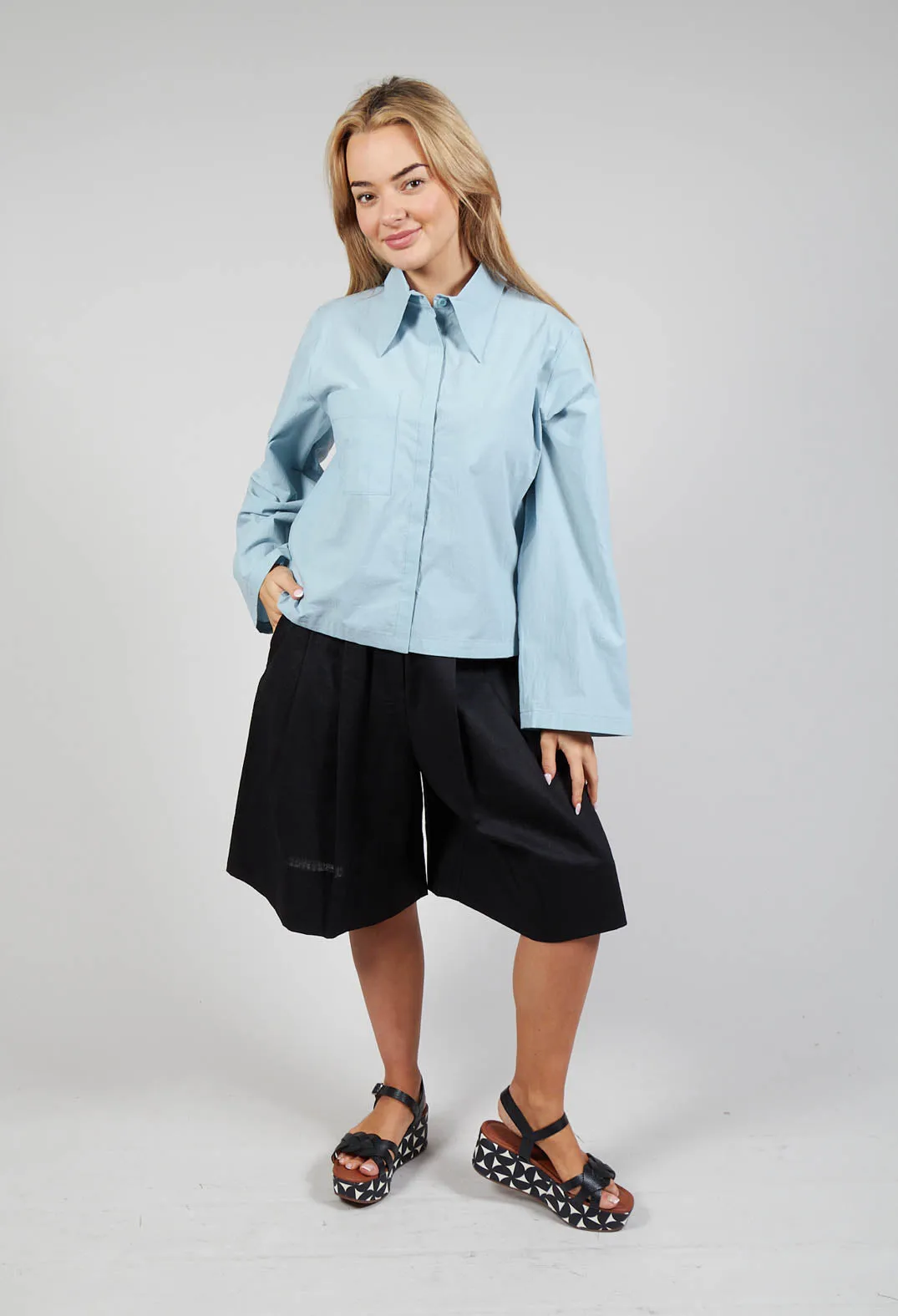 Cropped Patch Pocket Shirt in Blue