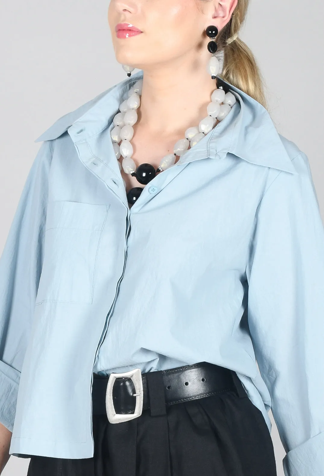 Cropped Patch Pocket Shirt in Blue