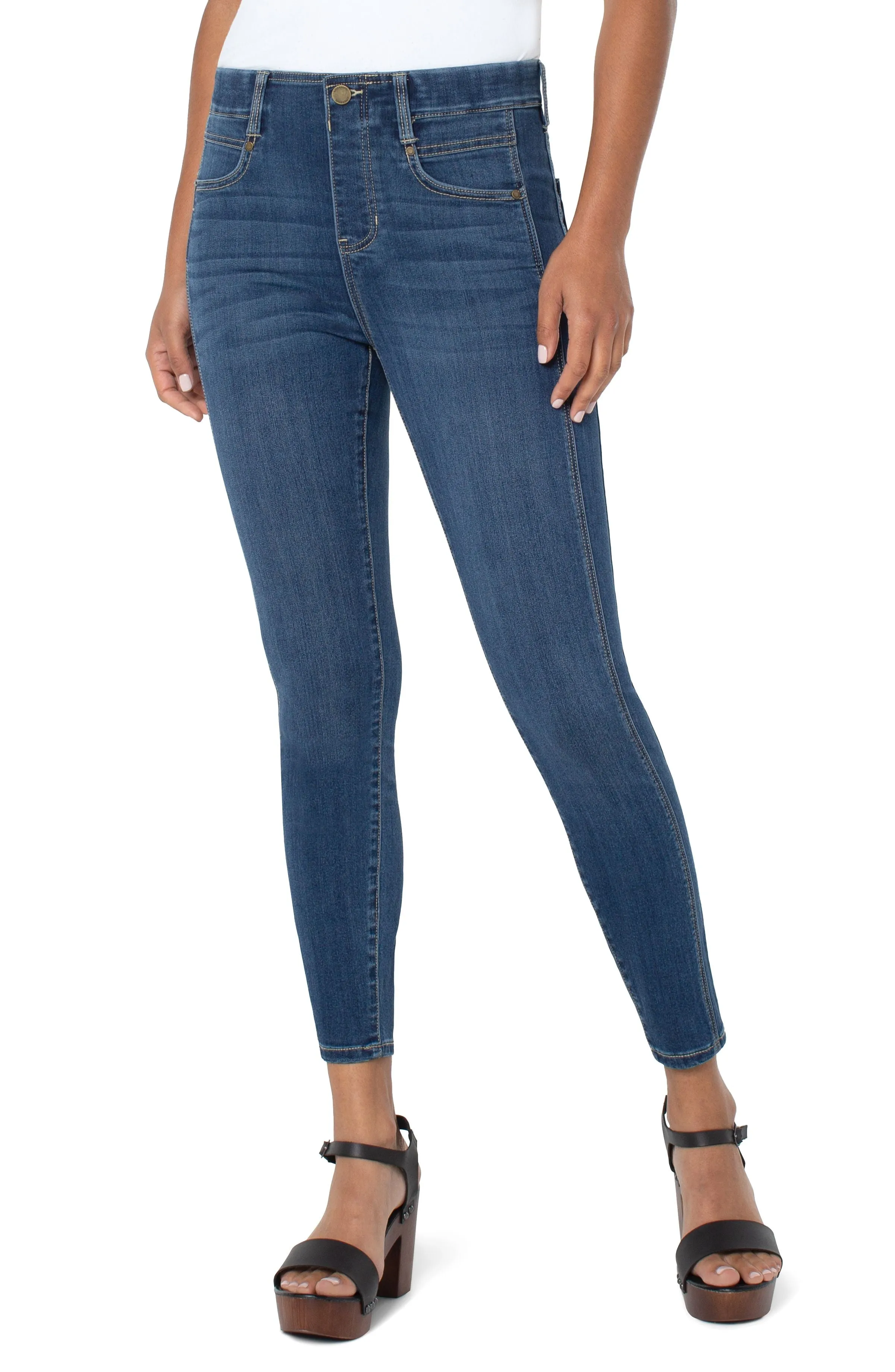 Gia Glider Seam Crop Skinny