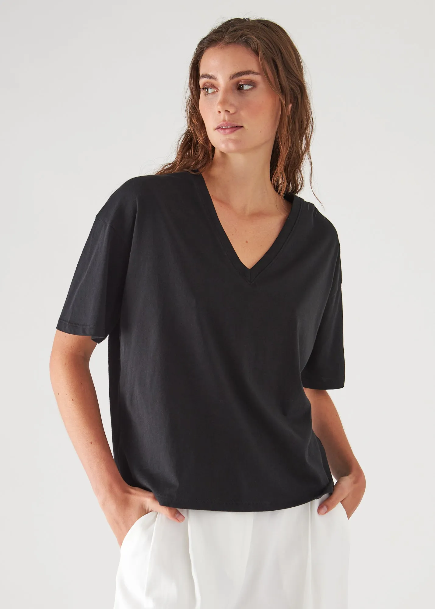 ORGANIC PIMA COTTON OVERSIZED V-NECK