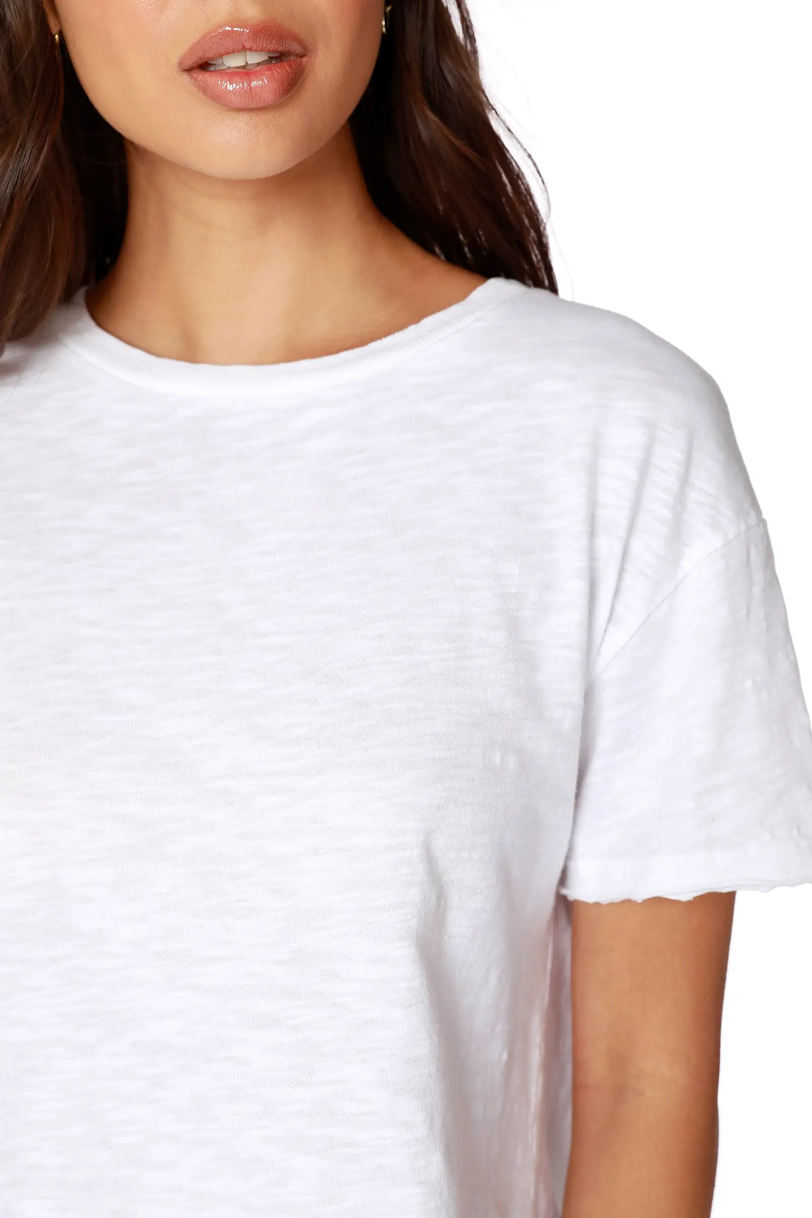 RAW EDGE CROPPED TEE